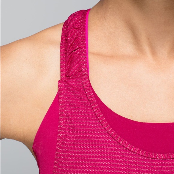Lululemon Athletica Bumble Berry Stash It Running Tank size 6 EUC - Picture 7 of 16